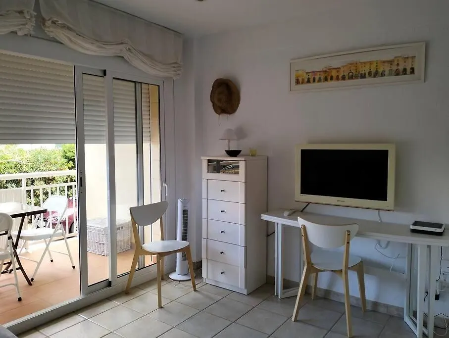 Apartamento Con Piscina Junto A La Playa Сан-Антонио-де-Калонже